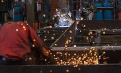 Sanayi üretim endeksi yıllık bazda yüzde 2,1 azaldı