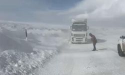 Tendürek geçidi ulaşıma kapandı