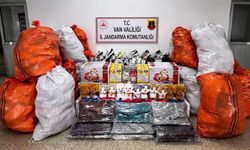 Van'da yaklaşık 10 Milyon TL'lik kaçak malzemeler ele geçirildi