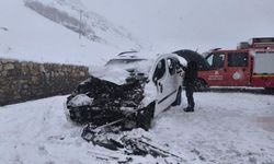 Kamyonetler kafa kafaya çarpıştı: 1 kişi hayatını kaybetti