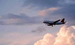 Kenya'da yolcu uçağı pistten çıktı