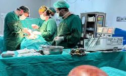 Van’da bir kadının karnından dev kitle çıkarıldı
