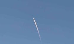 Savaş uçaklarından sınırda devriye uçuşu