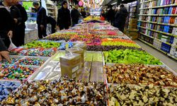 Van’da bayram şekerleri tezgâhlarda