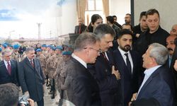 Bakan Çiftçi, Van'da bayramlaşma programlarına katıldı