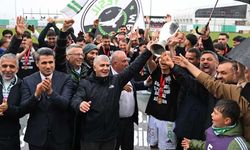 12 Bingölspor kupasını kaldırıldı