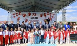 Van'da 23 Nisan etkinliklerle kutlandı