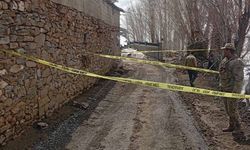 Van'da yıkılma tehlikesi bulunan ahır güvenlik çemberine alındı