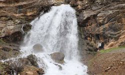 Beyaz Su Şelalesi ilgi odağı oldu