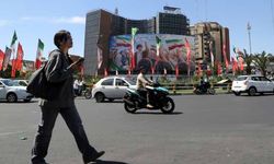 İran’da okullar uzaktan eğitime geçiyor