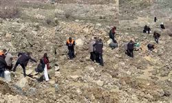 Hakkari-Van yolunda vatandaşlara geçiş desteği