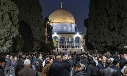 Mescid-i Aksa, 41 gün sonra yeniden ibadete açıldı