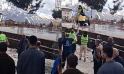 Kafasına pompa borusu düşen işçi yaralandı