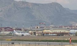 Prematüre bebek ambulans helikopterle Van'a getirildi