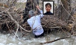 Şemdinli halkı dereye düşen çocuk için seferber oldu