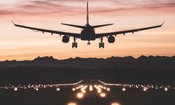 İstanbul-Van seferini yapan uçak 3. denemede inebildi