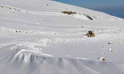 Bahçesaray-Hizan yolu geçici olarak ulaşıma kapatıldı