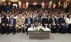 İçişleri Bakan Yardımcısı Yiğitbaşı Van YYÜ'de gençlerle bir araya geldi