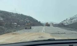 Hakkari-Van yolunda çökme