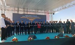 Bakan Yumaklı Van'da düve teslim töreninde konuştu