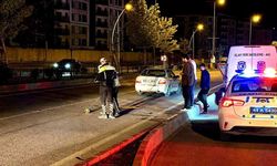 İki otomobilin peş peşe çarptığı yaya öldü