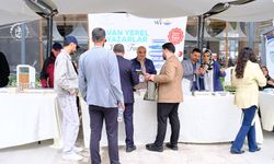 Vanlı yazarlar okurlarıyla bir arada: Kültür ve edebiyat buluşması