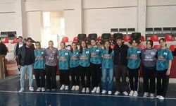 Özalp’te Liseler Arası Voleybol Turnuvası düzenlendi