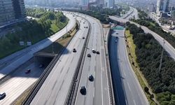 Bayramın ikinci gününde de yollar boş kaldı