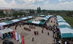 Van'da 100 ADEM’den yıl sonu sergisi