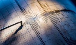 Akdeniz'de 4,9 büyüklüğünde deprem