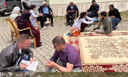 Ekiplerden köy sakinlerine hipertansiyon ve tuz kullanımı eğitimi