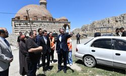 Tarihi surların restorasyonu devam ediyor: Eski Van şehri bir merkez olacak!