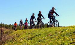 Van’da bisiklet tutkunları pedal çevirecek