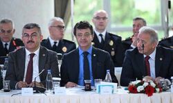 Kayhan Türkmenoğlu Van'ın öncelikli ihtiyaçlarını İçişleri Bakanı Çiftçi'ye iletti