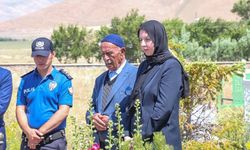 Kaymakam Fatma Turhan Keser’den şehit kabrine ziyaret