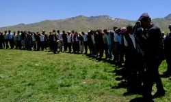Van’da 'Bal Yuvarlama’ yarışması yapıldı