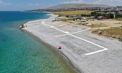 Van Gölü sahiline 3 yeni halk plajı yapılıyor