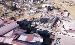 Yüksekova'da 100 yataklı hastane ek binası yükseliyor