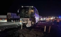 İki yolcu otobüsü çarpıştı: 13 yaralı
