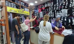 Okul alışverişinde hareketlilik başladı