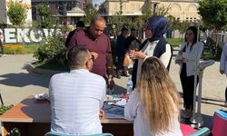 Parklar sağlık sahnesine dönüştü