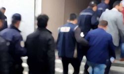 Sosyal medya fenomenlerine 10 ilde operasyon: 10 gözaltı