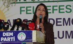 Tülay Hatimoğulları Van'da konuştu