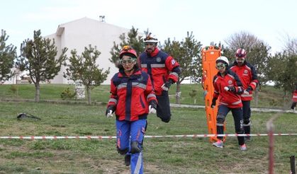 'Mavi ışıklarımızla umut olmaya gönüllüyüz'