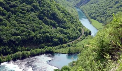 Bosna-Hersek'te ilkbahar güzelliği