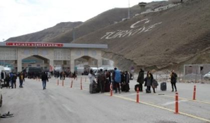 Van'a 1,5 ayda 50 bin İranlı turist geldi