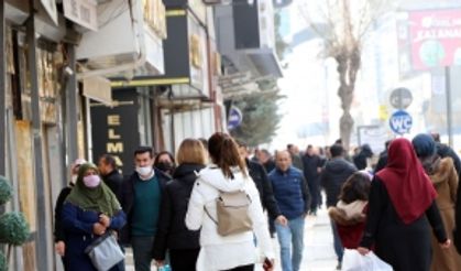 Van Valisi Bilmez: Taziye yemeklerini yasakladık, vaka sayısında ciddi düşüş oldu