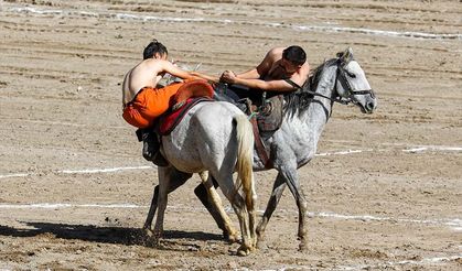 Van'da Kökbörü Türkiye Şampiyonası düzenlendi