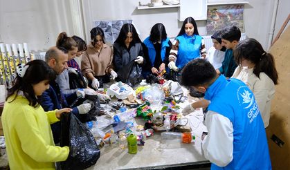 Vanlı gençlerden "çöpten sanata" çalışması