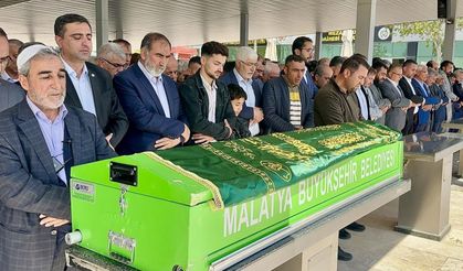 HÜDA PAR Başkan adayı Mehmet İlker Dönmezer kalbine yenik düştü